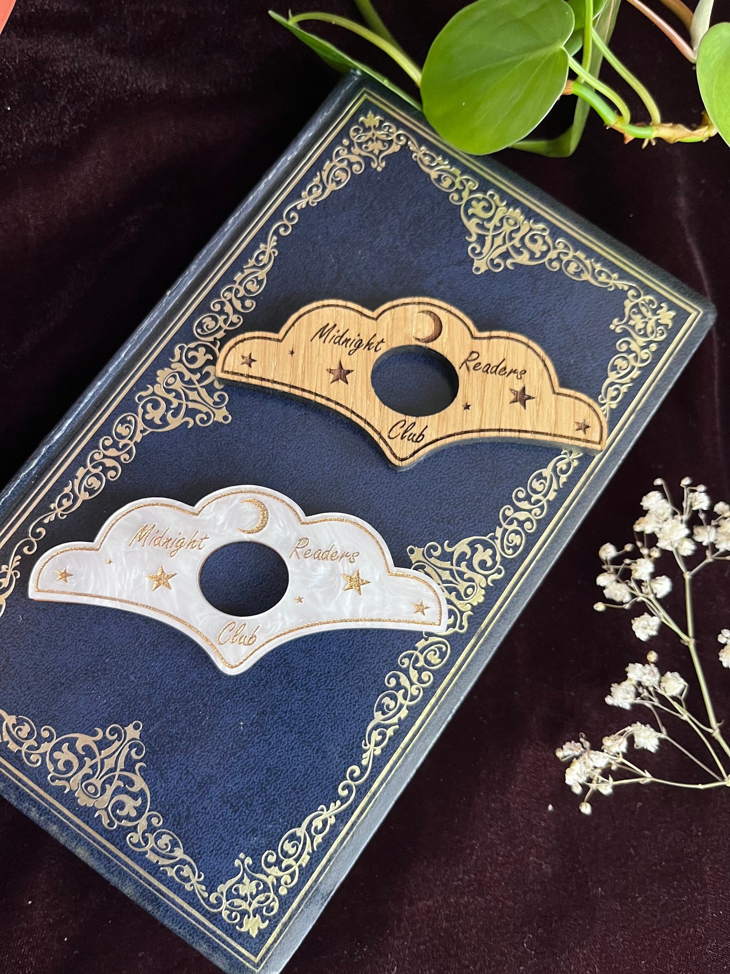 Engraved Page Holder